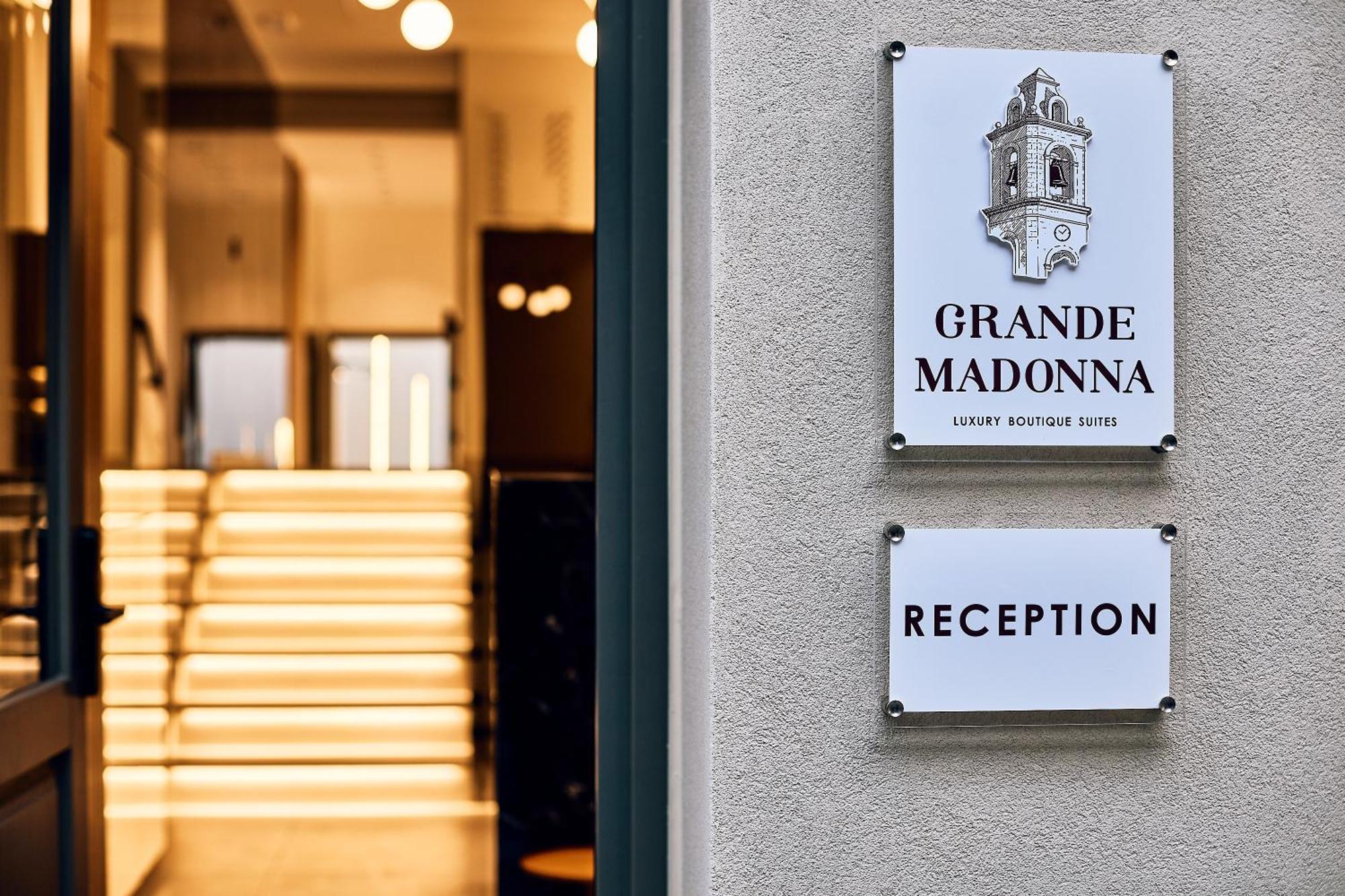 Grande Madonna Luxury Boutique Suites Rethymno  Exterior photo